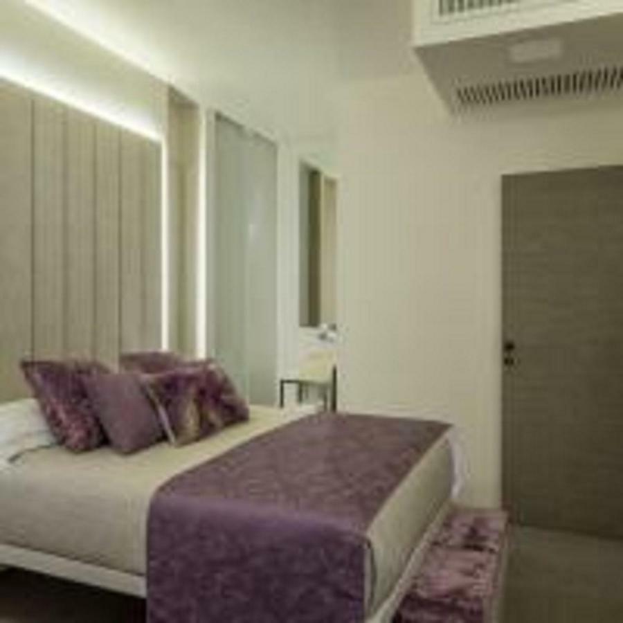 Room 230 Roma Luxury Suites Exterior photo